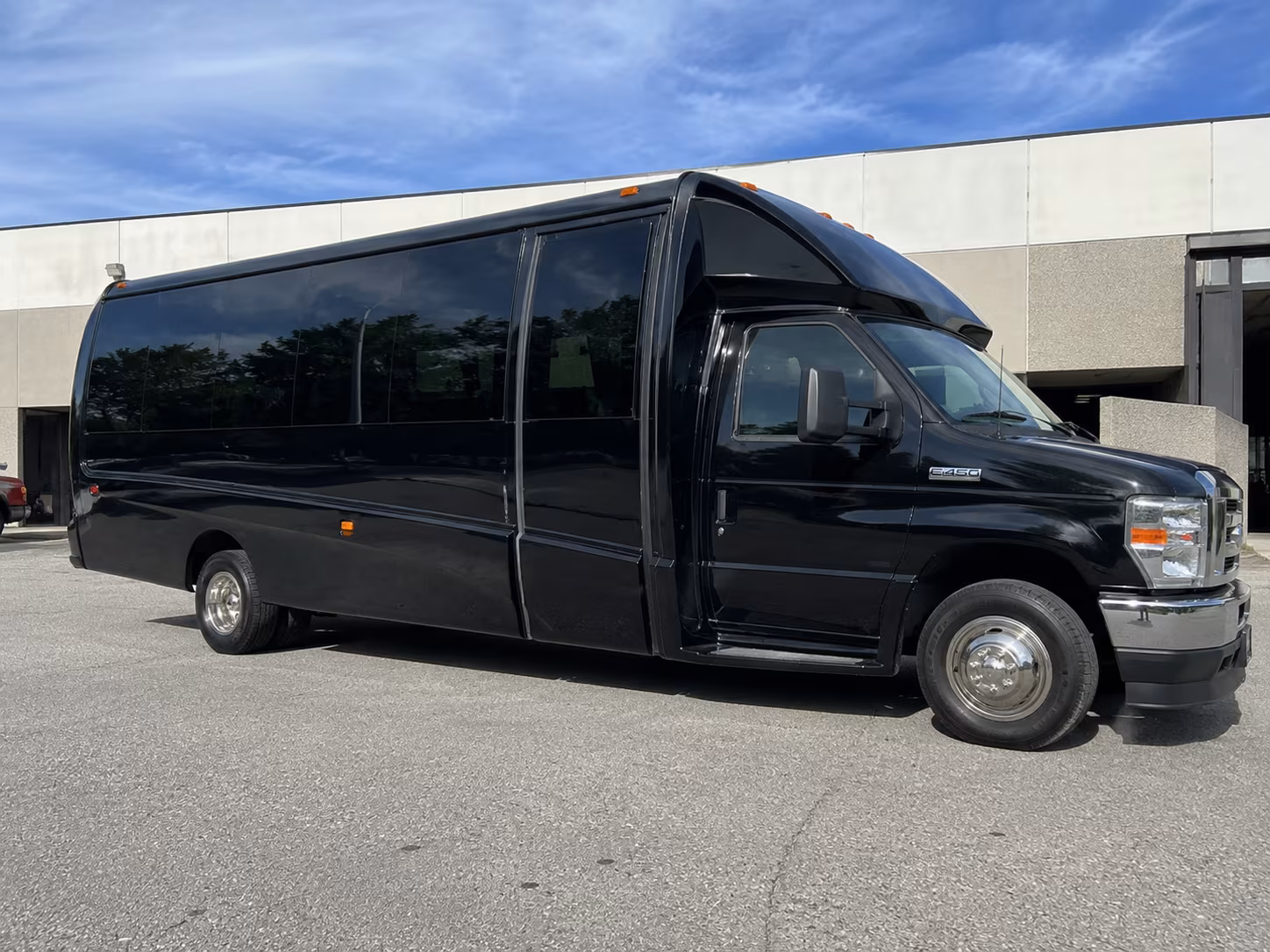 airport transfers between pvd pawtucket and cranston