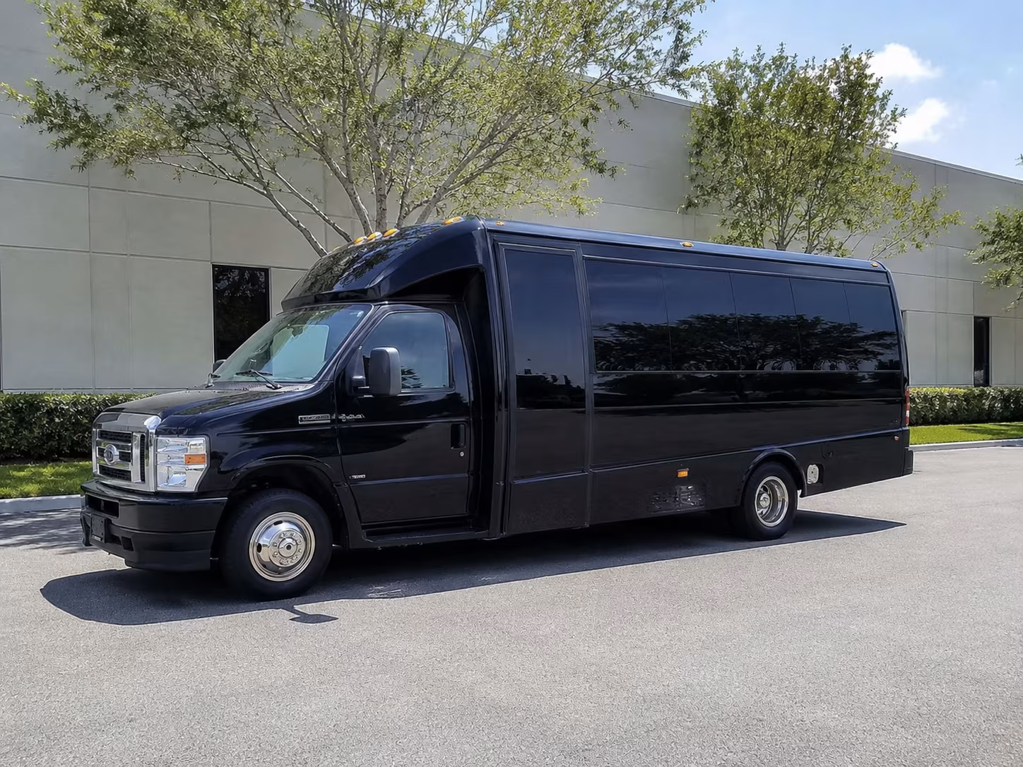 wine event transportation from providence to newport vineyards